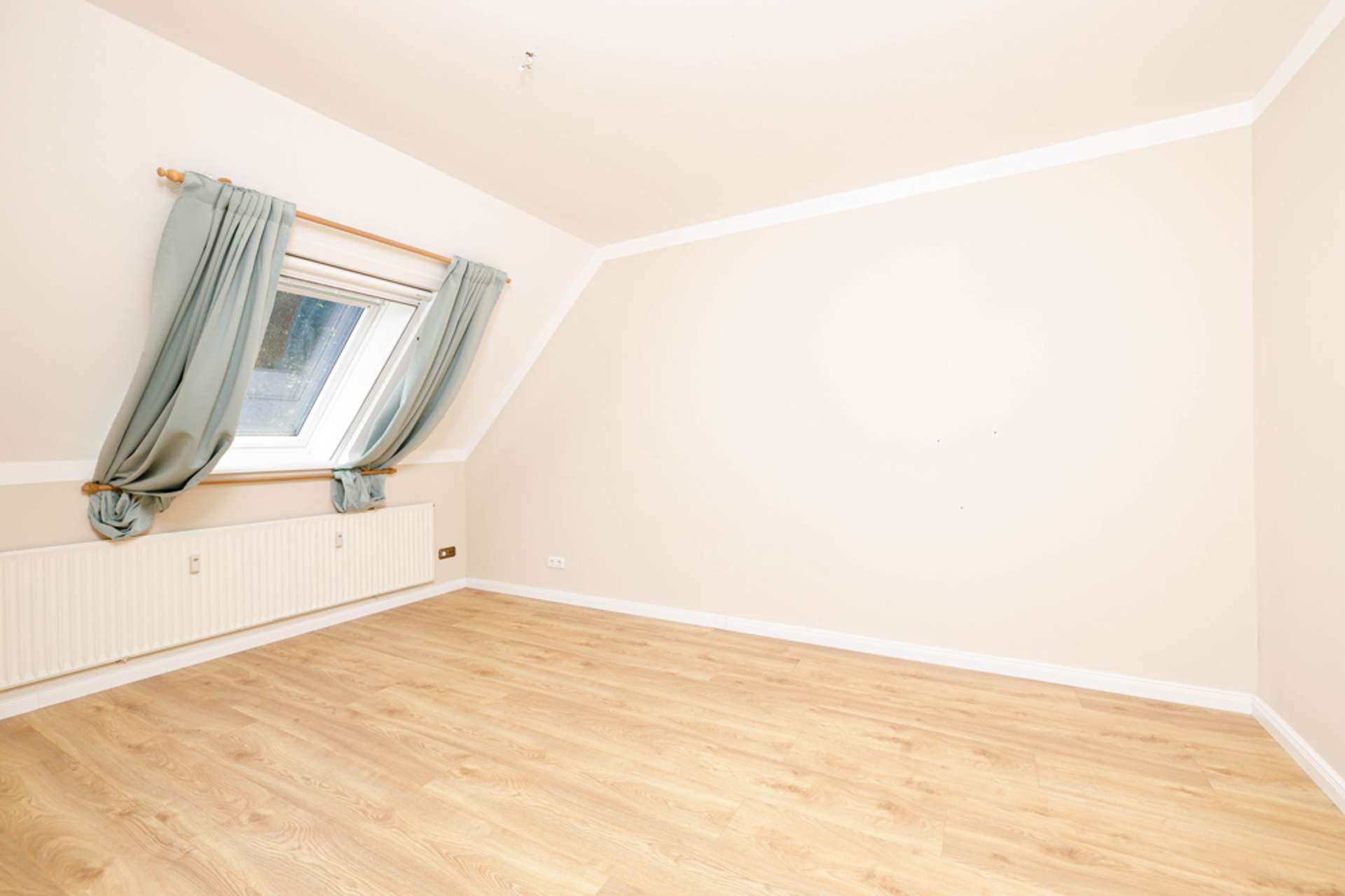 Schlafzimmer II