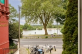 Wh. OG.1 ausblick Wohnzimmer - Ruhig und zentral – Beeindruckende Altbau-Villa im schönen Ahrensburg