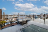 Obere Terrasse - Ihr Traumhaus auf dem Wasser: Modernes Hausboot mit exklusiver Ausstattung