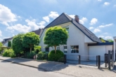 Hausfront - Kita Doppelglück – Bramfeld & Wellingsbüttel – Kindertagesstätte inklusive Bestand und Baufenster