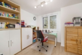 Arbeitszimmer - Klimaeffizient und neuwertig: Doppelhaushälfte in familienfreundlicher Lage