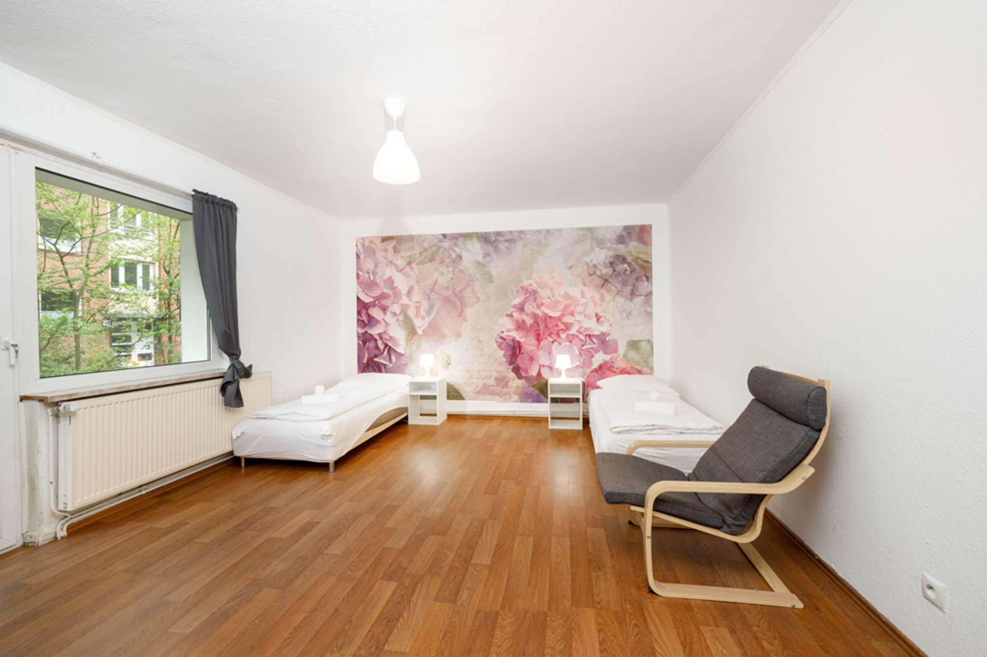 Zimmer mit Terrassenzugang