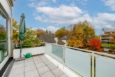 Balkon 1 - Fast wie neu und besonders energieeffizient: Einzugsbereite Doppelhaushälfte mit Feldblick!