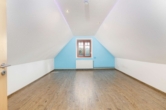 Spitzboden - Reserviert | Großzügige Doppelhaushälfte mit Garten und Balkon in Henstedt-Ulzburg