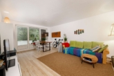 Wohnzimmer - Wohnen am Mühlenkamp – 2-Zimmer-Wohnung mit modernisierter Ausstattung